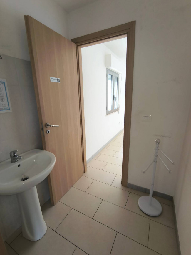 Studio/Ufficio in affitto a Spoltore