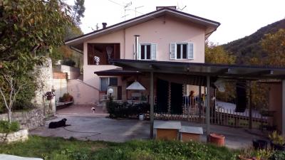 Villa in Vendita a Ascoli Piceno