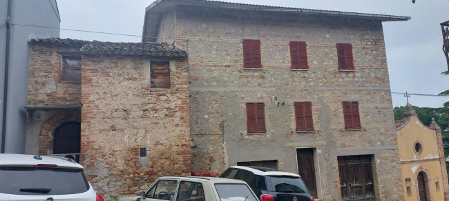 Casa indipendente in vendita a Capradosso, Rotella (AP)