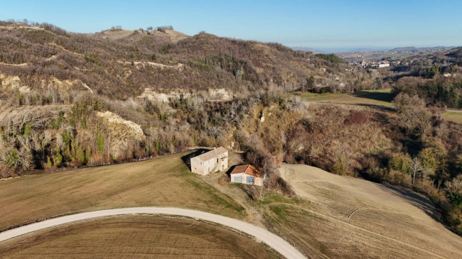 Casa colonica in Vendita a Rotella