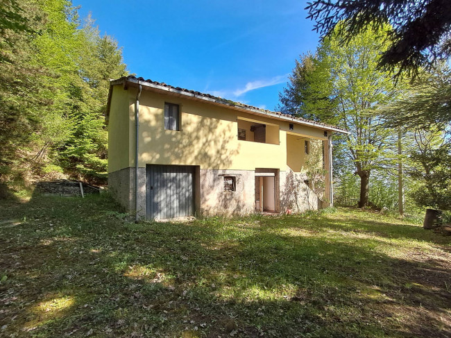 Casa colonica in Vendita a Rotella