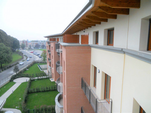 Appartamento con Giardino a Carnate