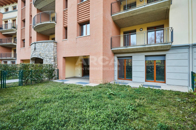 Appartamento con Giardino a Carnate