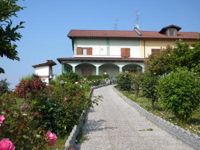 Villa in Vendita a Vercelli