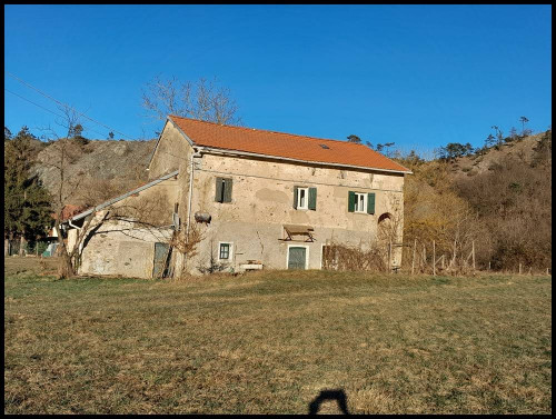 Rustico in Vendita a Pontinvrea