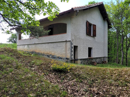 Casa singola - Indipendente in Vendita a Sassello