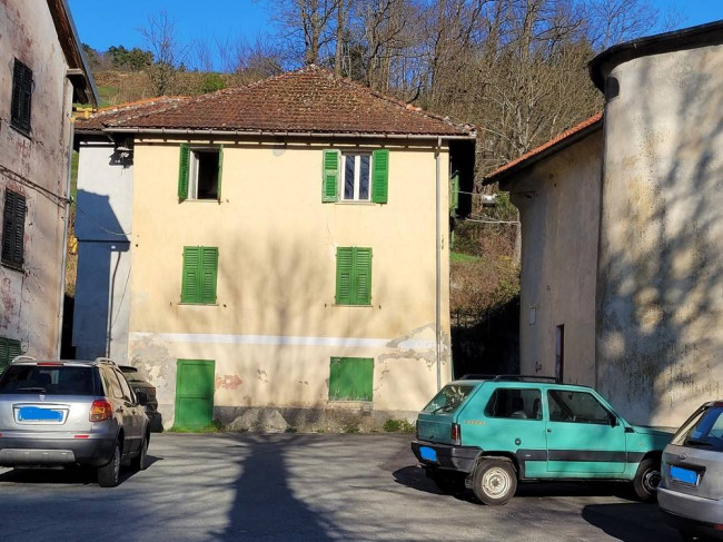 Casa singola - Indipendente in Vendita a Urbe