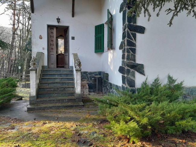 Villa in Vendita a Urbe