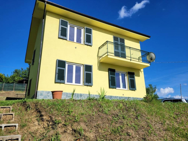 Villa in Vendita a Sassello