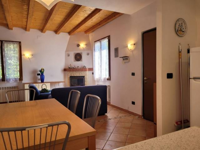 Villa in Vendita a Pareto