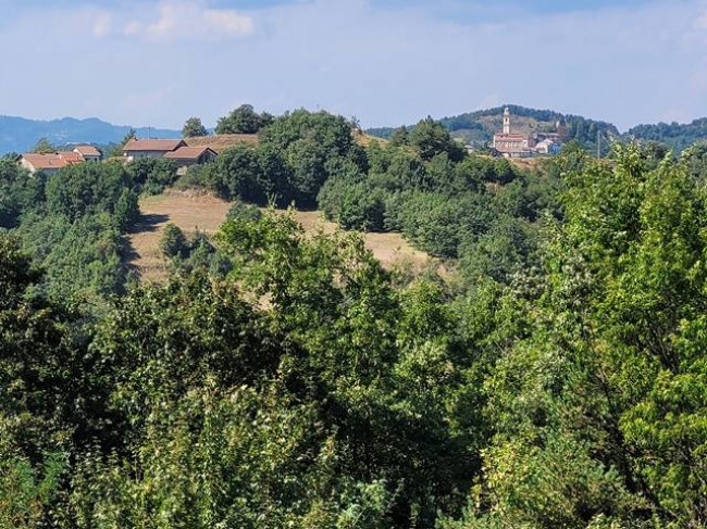 Villa in Vendita a Pareto