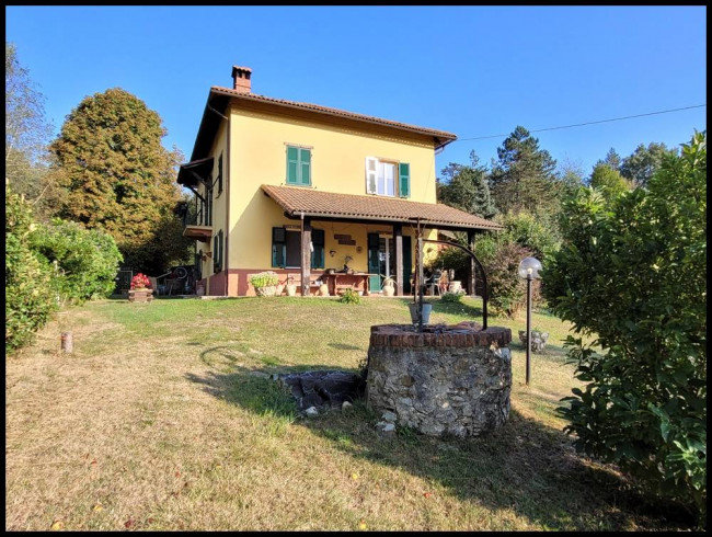 Villa in Vendita a Pontinvrea