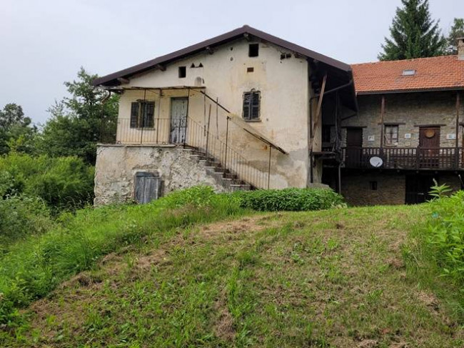 Rustico in Vendita a Giusvalla