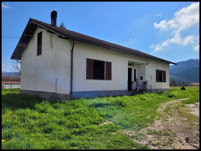 Casa singola - Indipendente in Vendita a Pareto