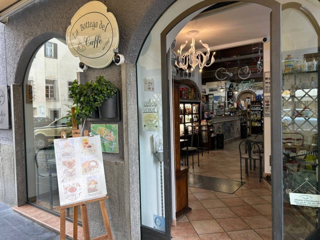 Attività commerciale in Vendita a Millesimo