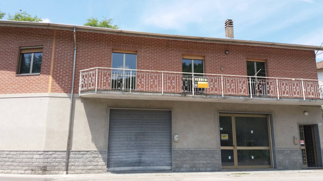 Casa singola in Vendita a Roccavignale