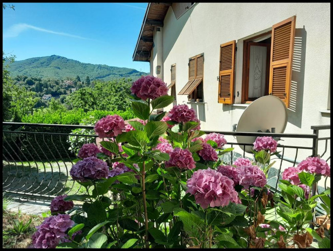 Villa in Vendita a Sassello