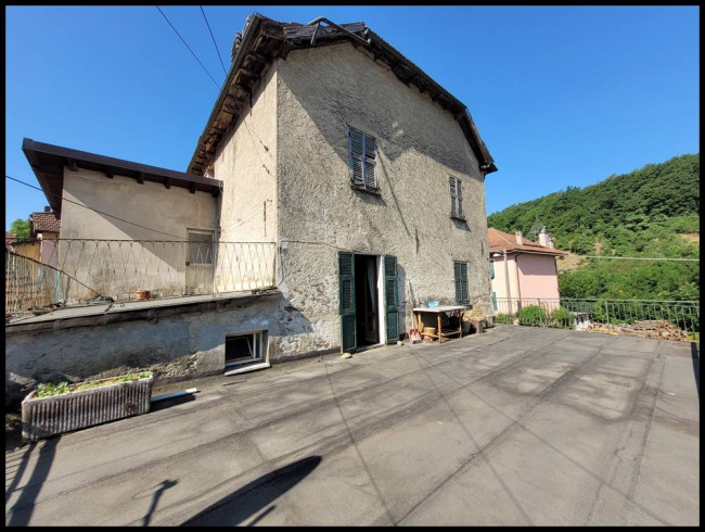 Casa singola in Vendita a Sassello