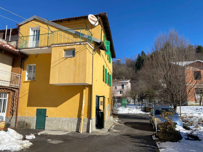 Villetta a schiera in Vendita a Murialdo