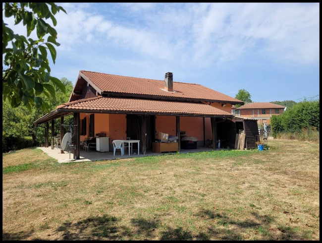 Villa in Vendita a Mioglia