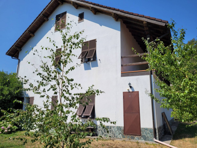 Villa in Vendita a Urbe