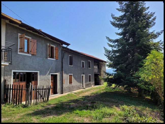 Rustico in Vendita a Mioglia