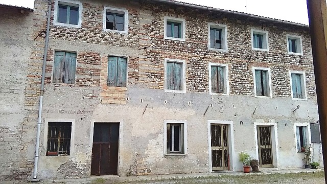 Rustico - Cascina BERTIOLO vendita    Studio La Quercia di Caterina Gravina