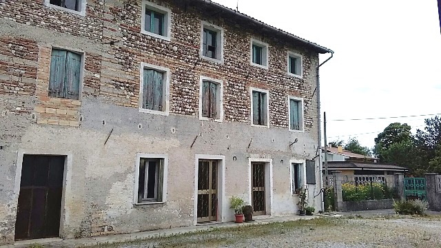 Rustico - Cascina BERTIOLO vendita    Studio La Quercia di Caterina Gravina