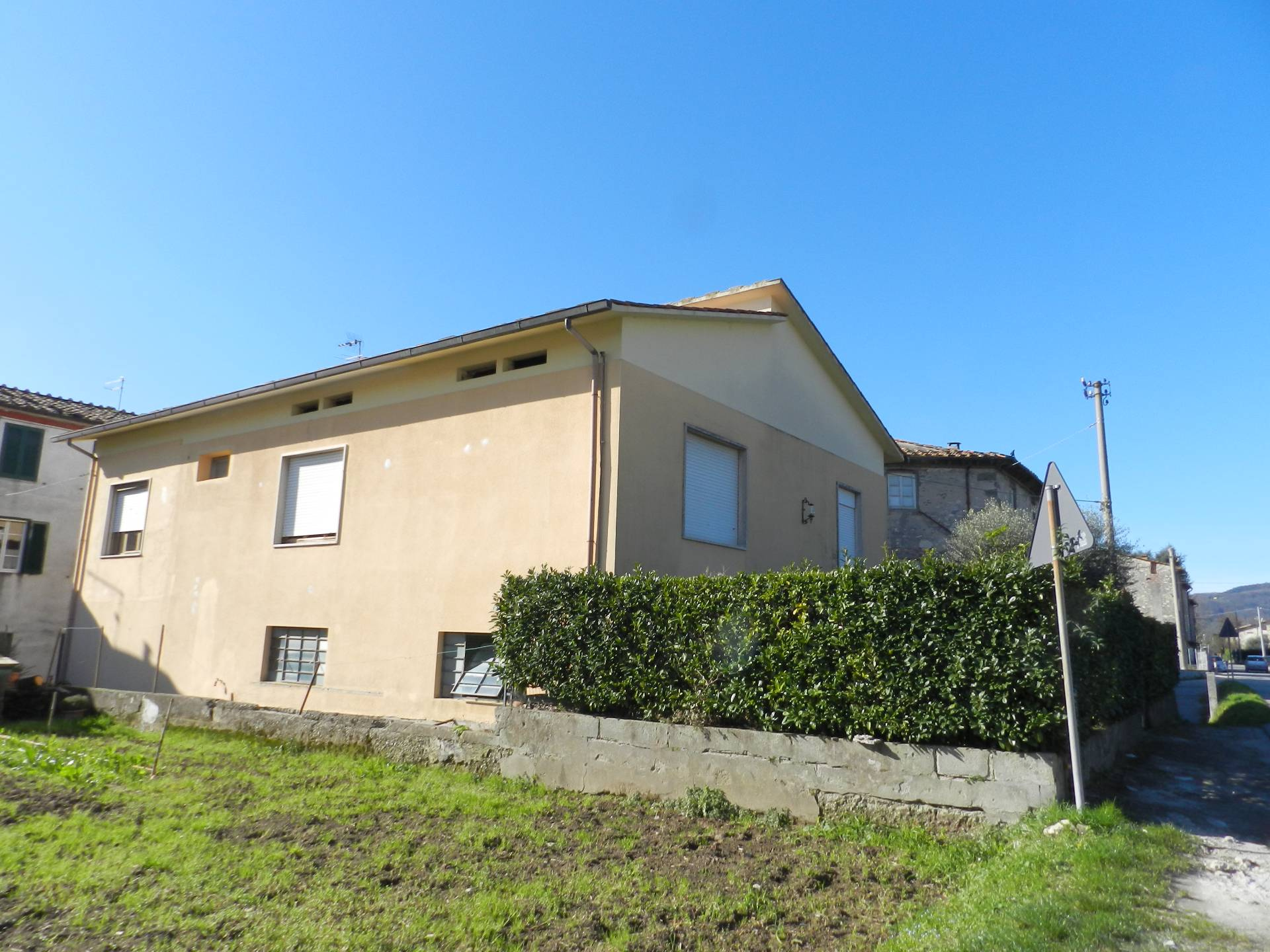  capannori vendita quart: marlia rm immobiliare