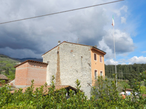 Rustico in vendita a San Pancrazio, Lucca (LU)