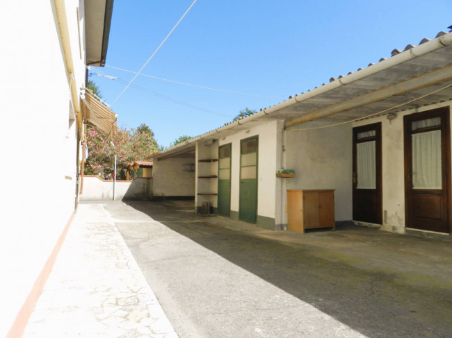 Porzione di casa in vendita a San Cassiano A Vico, Lucca (LU)