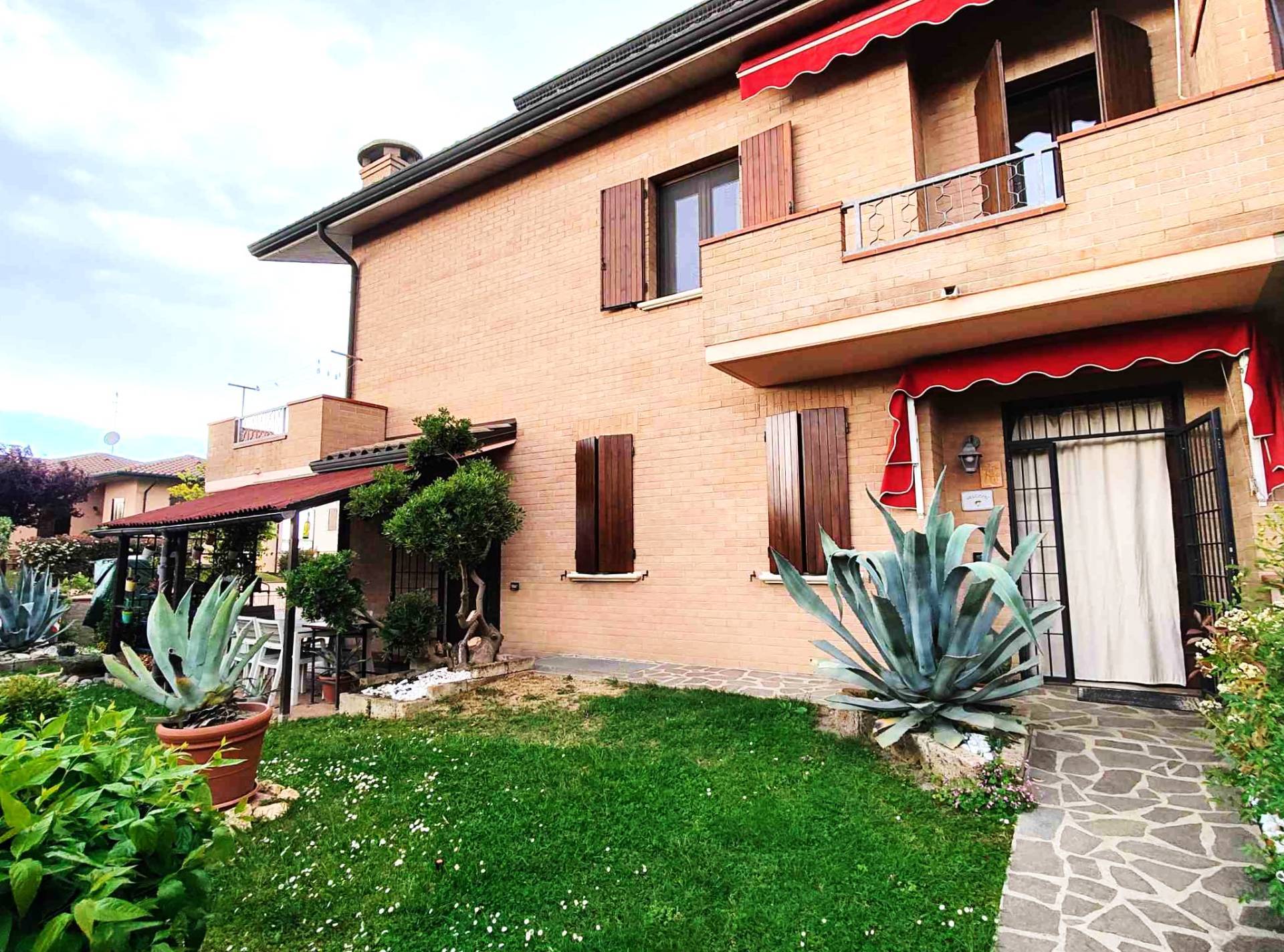 Casa indipendente in vendita a Vigarano Pieve, Vigarano Mainarda (FE)