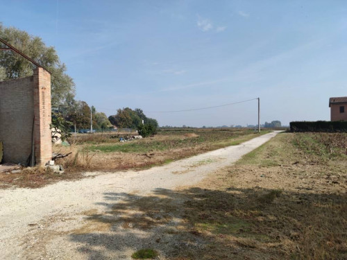Terreno edificabile in Vendita a Ferrara