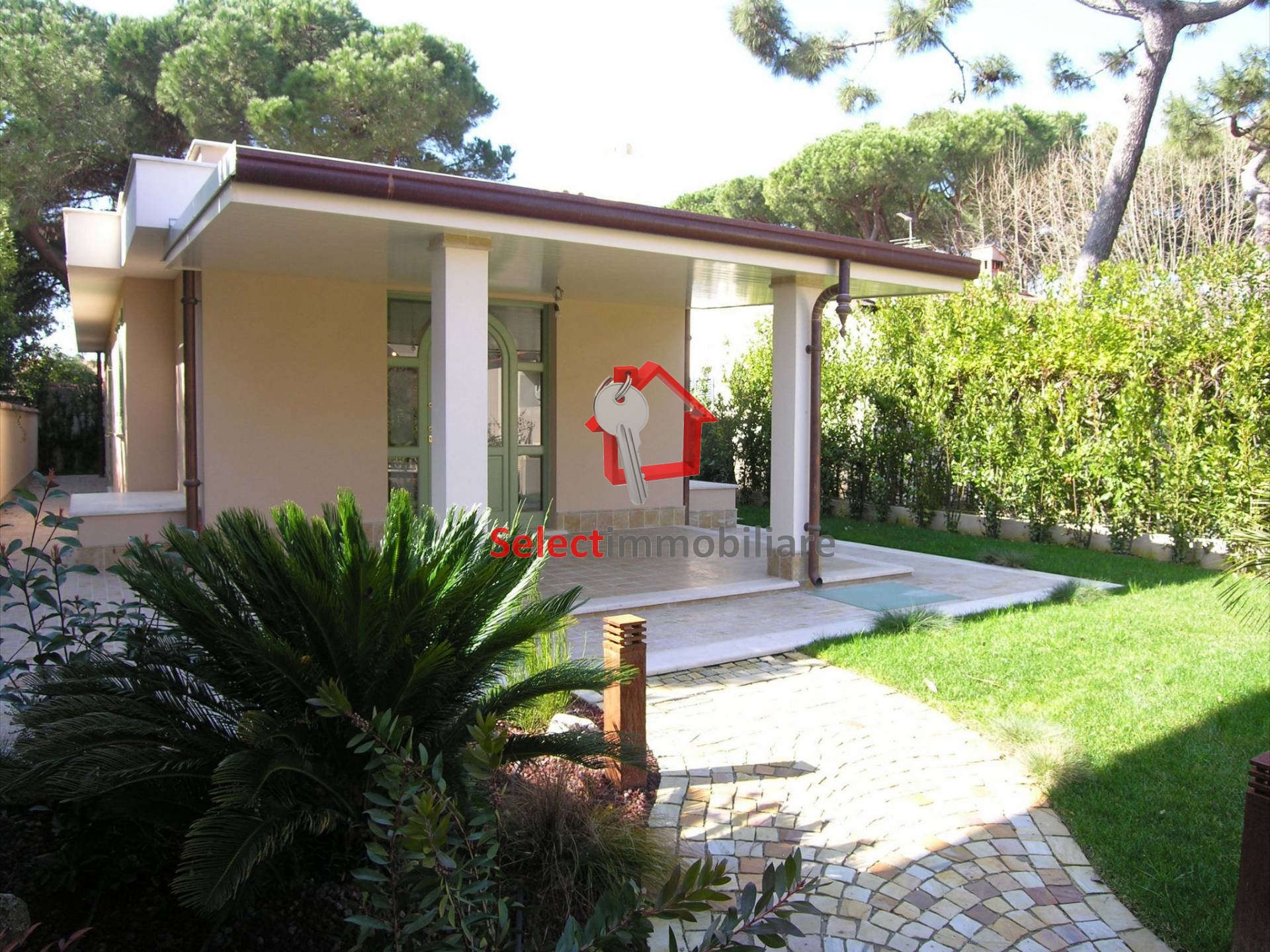 Villa FORTE DEI MARMI vendita    SELECT IMMOBILIARE