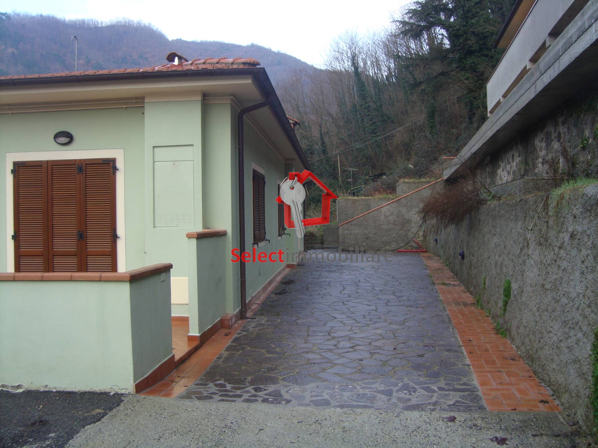 Appartamento BAGNI DI LUCCA vendita    SELECT IMMOBILIARE