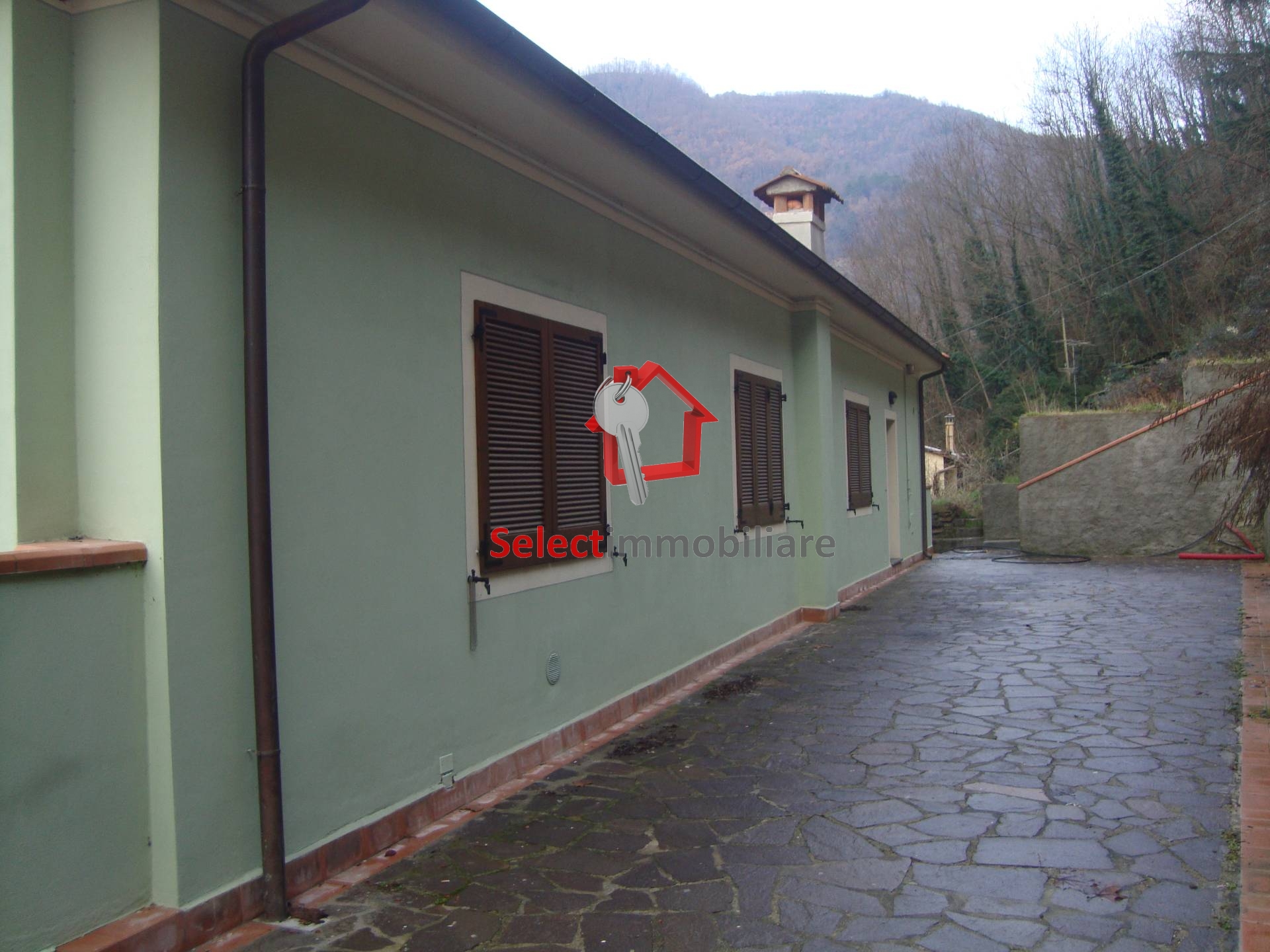 Appartamento BAGNI DI LUCCA vendita    SELECT IMMOBILIARE