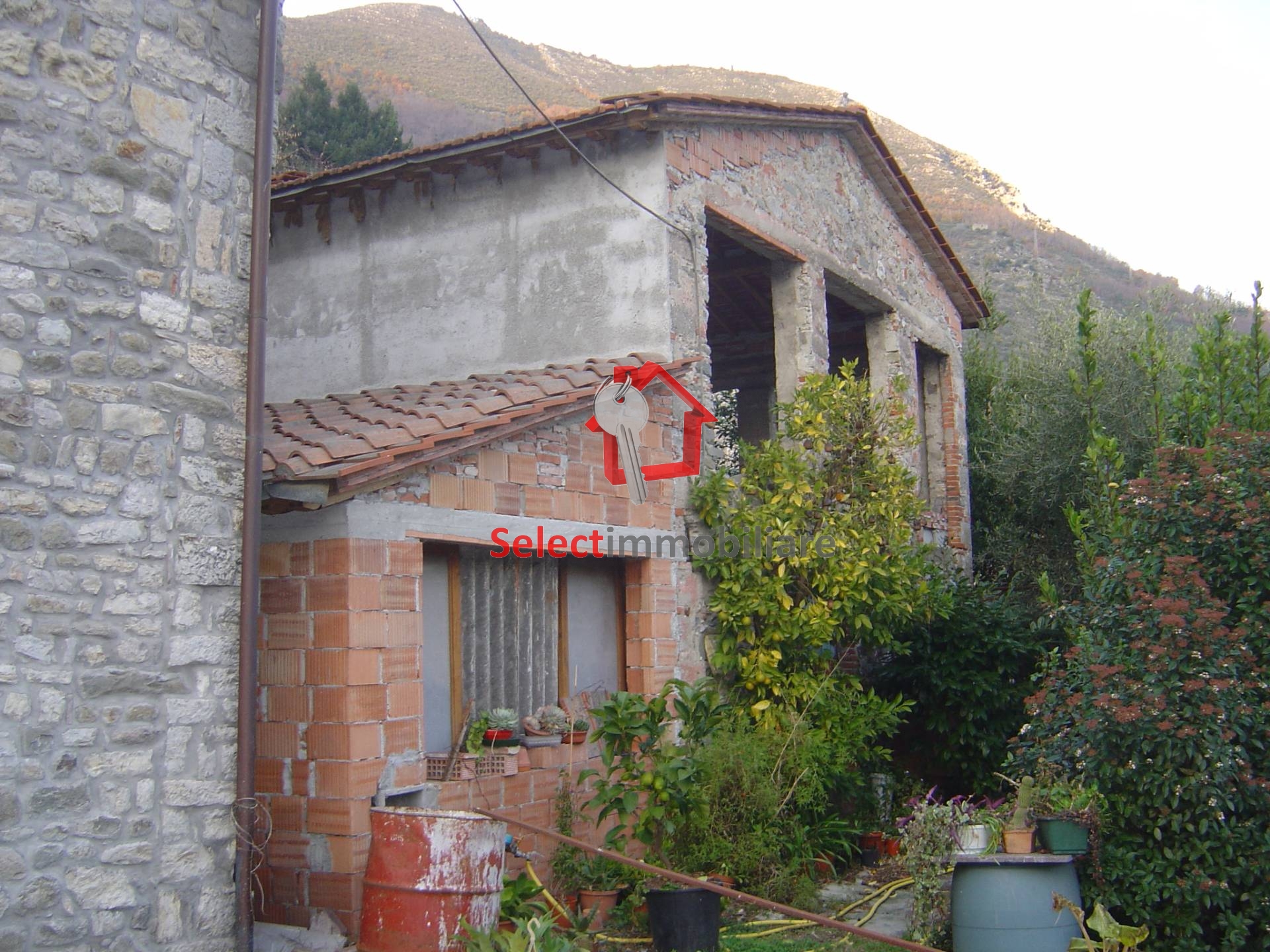 Rustico - Cascina BORGO A MOZZANO vendita  Diecimo  SELECT IMMOBILIARE