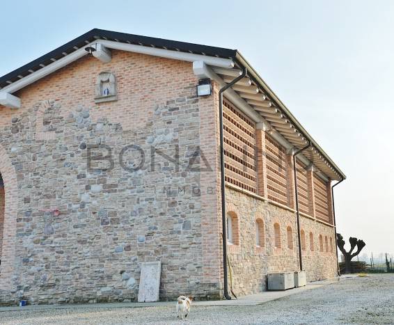 Vendita pannelli di forex