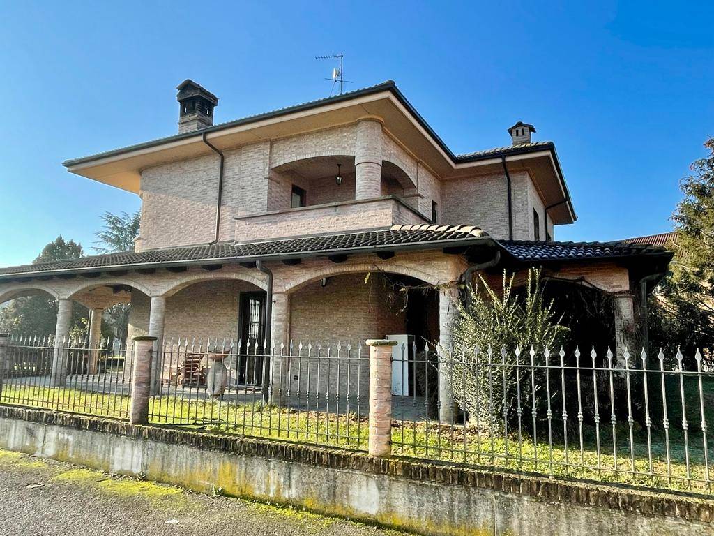 Villa unifamiliare in vendita, Castellazzo Bormida