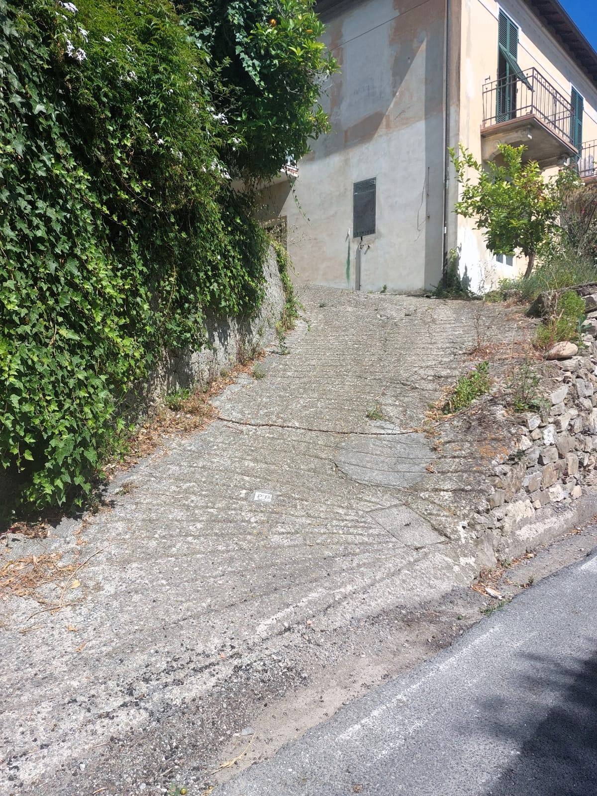 Casa semi-indipendente in vendita a Diano San Pietro (IM)