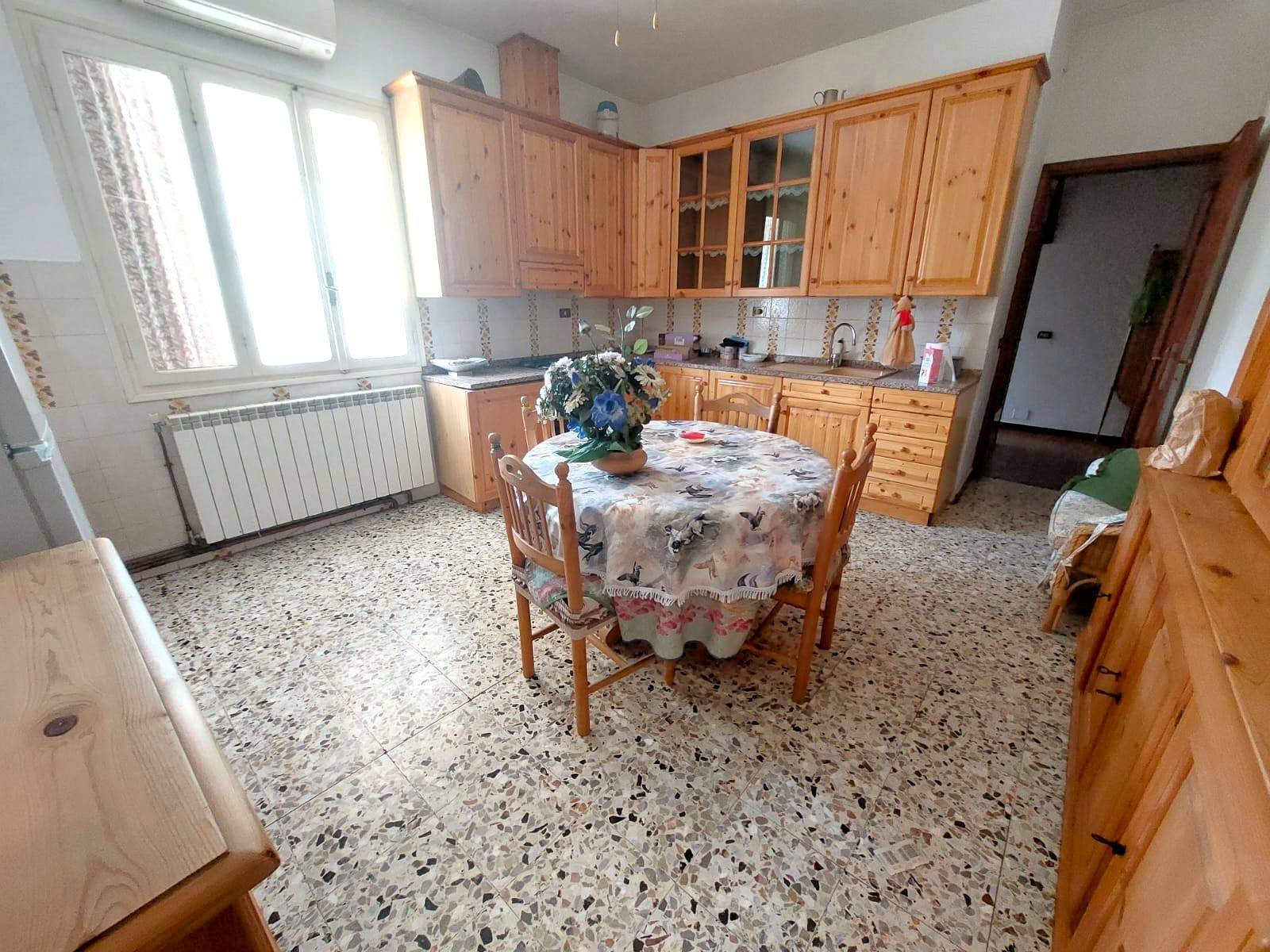 Casa semi-indipendente in vendita a Diano San Pietro (IM)