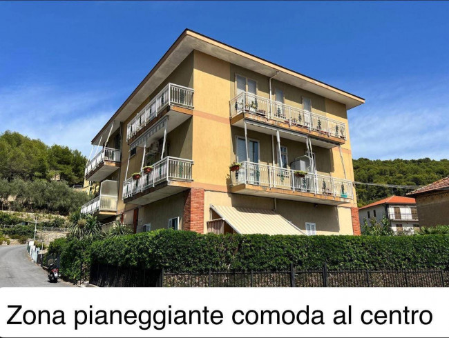 2 locali in Vendita a Andora