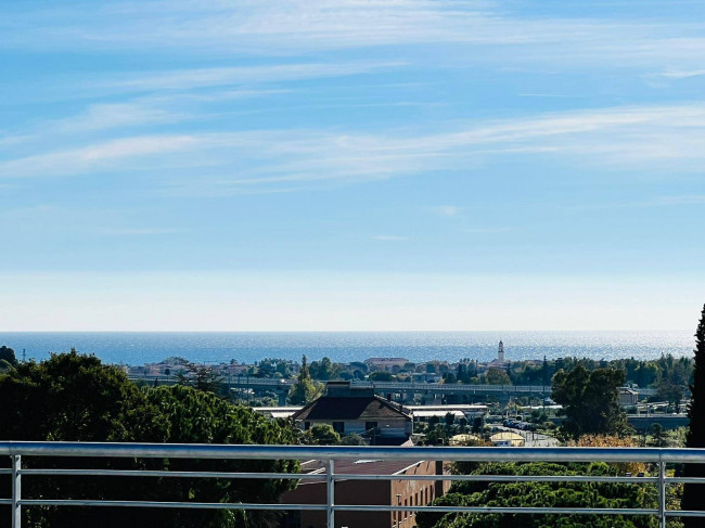 2 locali in Vendita a Diano San Pietro