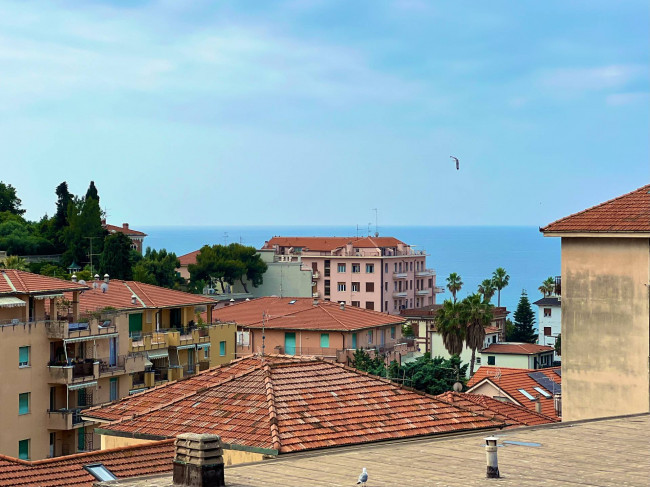 4 locali in Vendita a Imperia