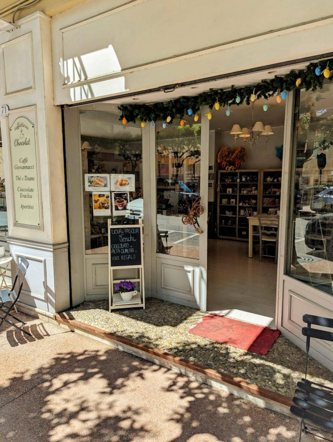 Attività commerciale in Vendita a Diano Marina