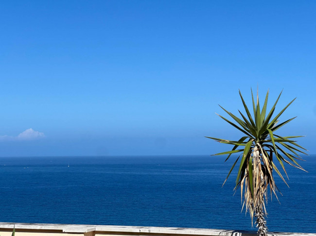 2 locali in Vendita a Cervo