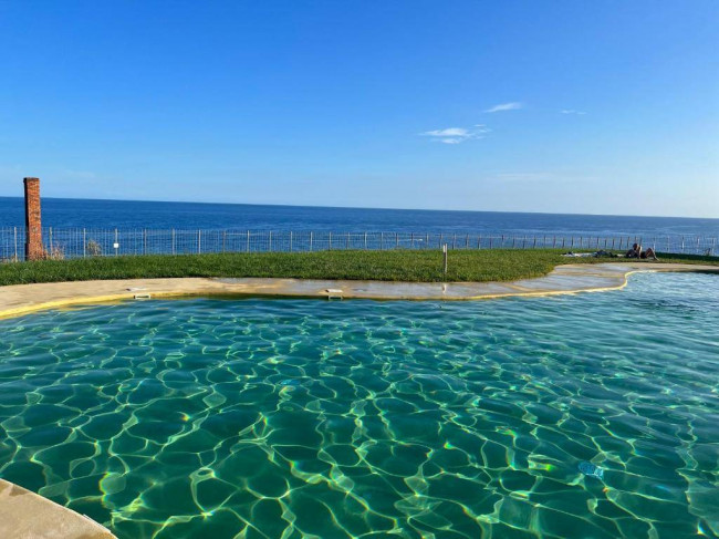 2 locali in Vendita a Cervo