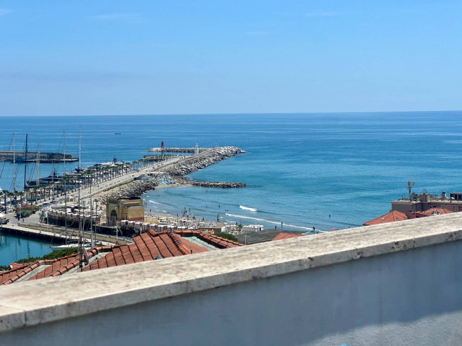 2 locali in Vendita a Imperia