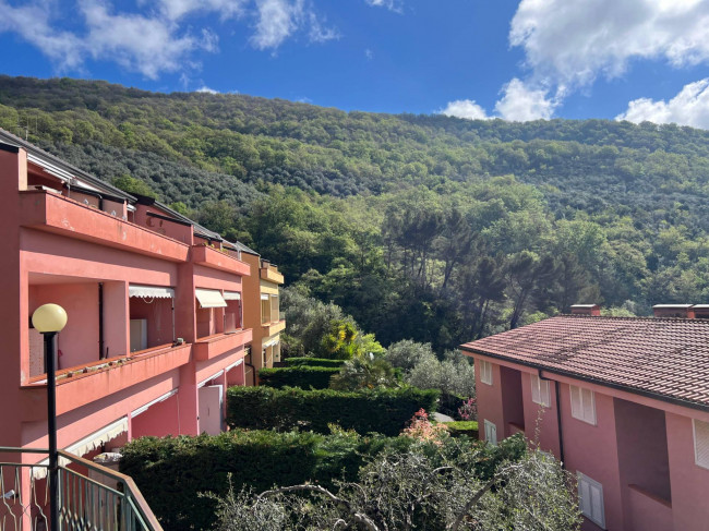 2 locali in Vendita a Diano Arentino