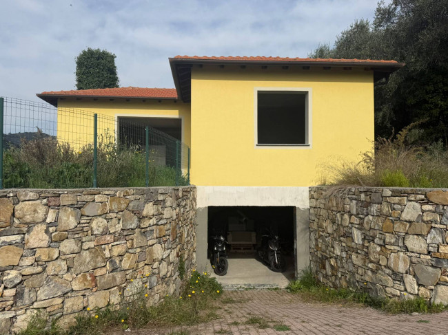 Villa in Vendita a Diano Marina